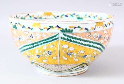 A GOOD TURKISH KUTHAYA PORCELAIN BOWL - decorated with borde...