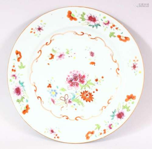 A CHINESE QIANLONG PERIOD FAMILLE ROSE PORCELAIN PLATE - dec...