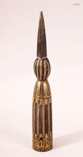 A FINE 19TH CENTURY OTTOMAN GOLD INLAID STEEL SPEARHEAD, 20c...