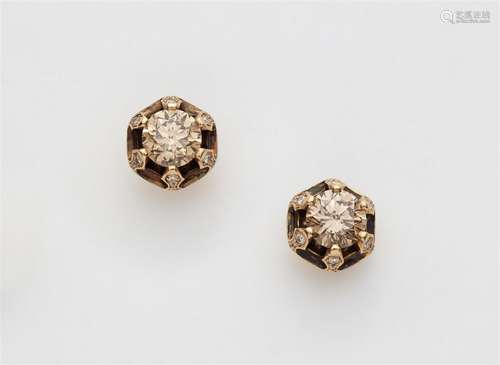 A pair of 18k rose gold stud earrings “Cosima“