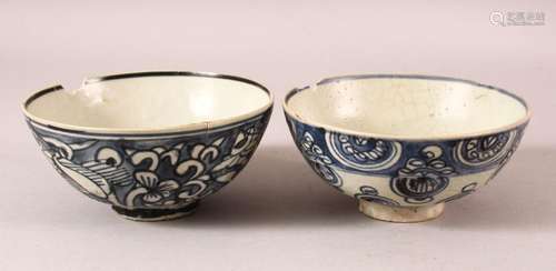 TWO EARLY CHINESE BLUE AND WHITE SHIPWRECK PORCELAIN BOWLS, ...