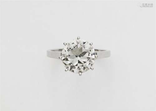 An 18k white gold brilliant-cut diamond solitaire ring