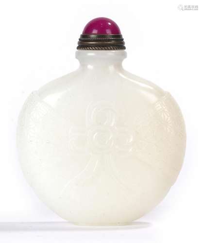 Chinese Nephrite White Jade Snuff Bottle