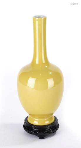 Chinese Monochrome Yellow Glazed Vase
