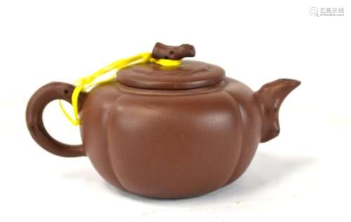 Chinese Lobed Yixing Zisha Teapot