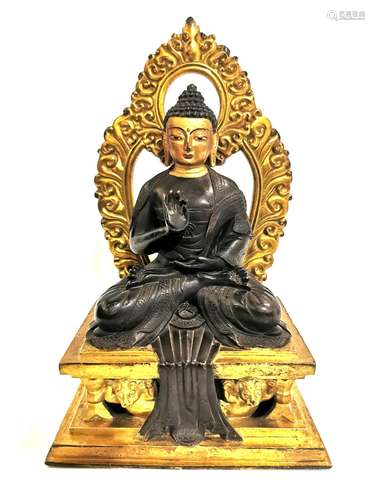 Chinese Gilt Bronze Buddha Figure