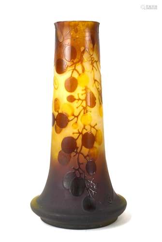 Galle Tri-color Vase w Fruit