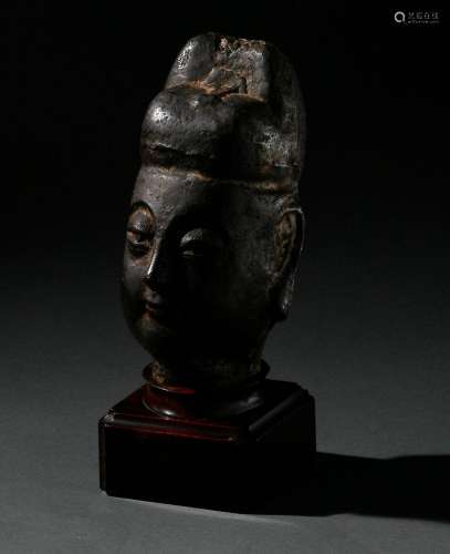 A CHINESE CAST IRON HEAD OF GUANYIN