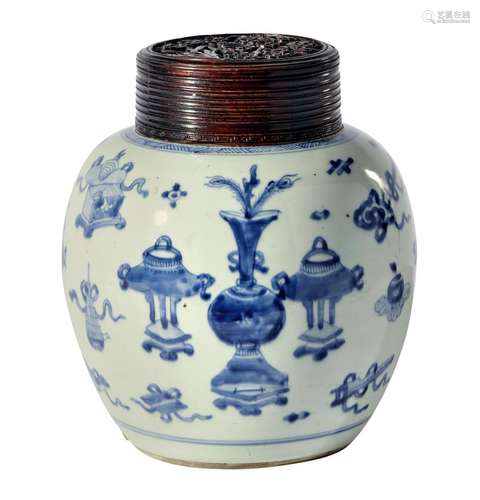 A CHINESE EXPORT BLUE AND WHITE PORCELAIN GINGER JAR