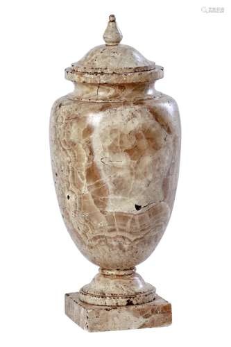 AN ITALIAN MARBLE URN AND COVER