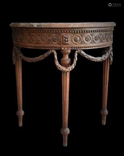 Console en bois sculpté de style Louis XVI, vers 1900., Ht :...