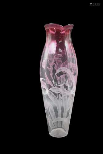 Grand vase art nouveau en cristal Val Saint Lambert finement...