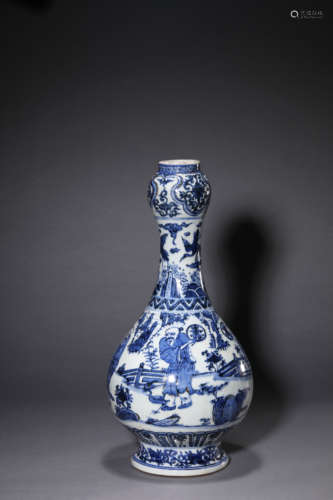 A Blue and White Figure Garlic-Head Shape Vase