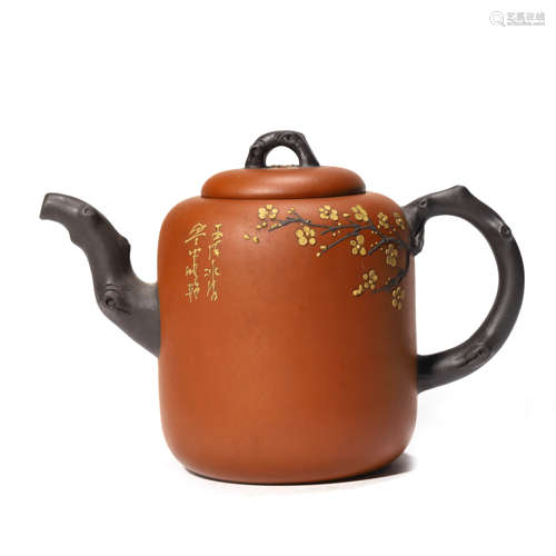 A Gilt Decorated Purple Clay Tea Pot