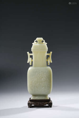 A Carved White Jade Beast Vase