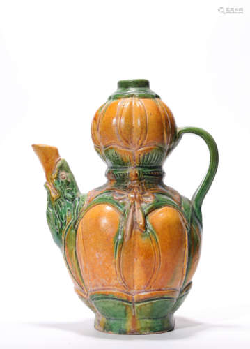 A Sancai Glaze Ewer