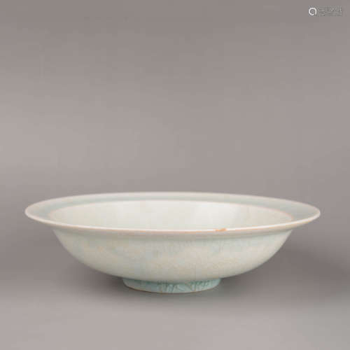 A White Glaze Bowl