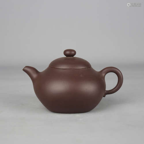 A Chinese Zisha Tea Pot
