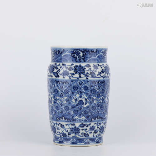 A Blue and White Pattern Jar
