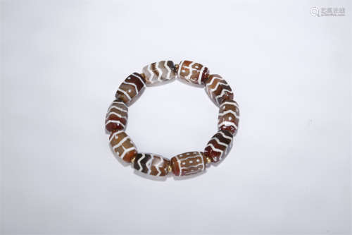 A Bracelet of Sardonyx Beads.