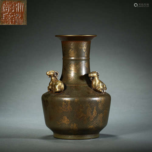 Qing Dynasty,Tea-Dust Glaze Bottle