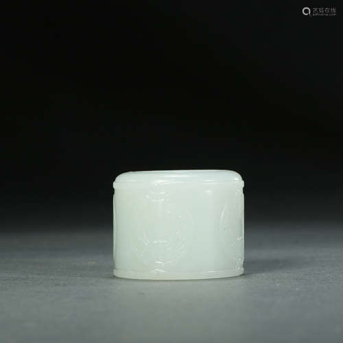 Qing Dynasty,Hetian Jade Thumb Ring