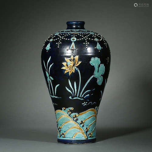 Ming Dynasty,Enamel Color Prunus Vase