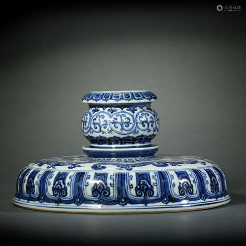 Ming Dynasty,Blue and White Candlestick