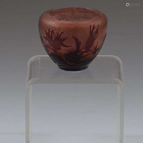 Etablissement GALLE (1904-1936) Petit vase en verre multicou...