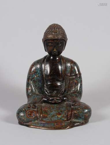 JAPON Statue de Bouddha en bronze et émaux champlevés, repré...