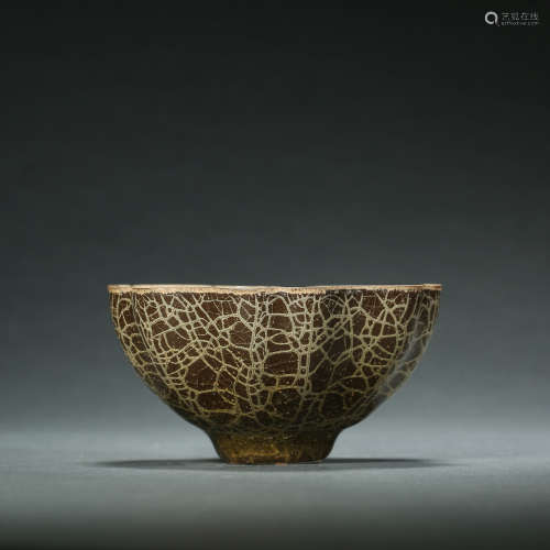 Song Dynasty,Longquan Official Kiln Tea Cup