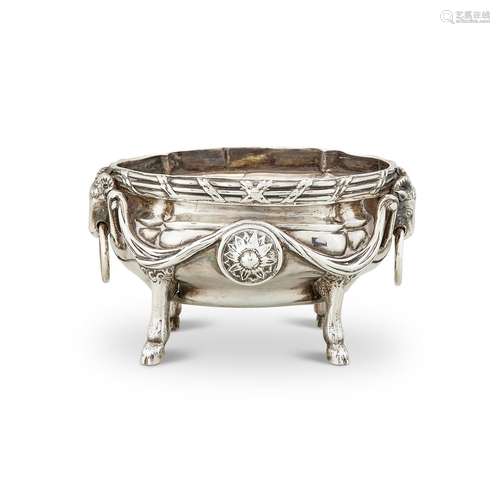 A GEORGE III SMALL SILVER SHAPED OVAL SUGAR BOWL BY THOMAS H...