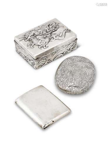 A CHINESE EXPORT SILVER OVAL TOBACCO BOX BY WANG HING & ...