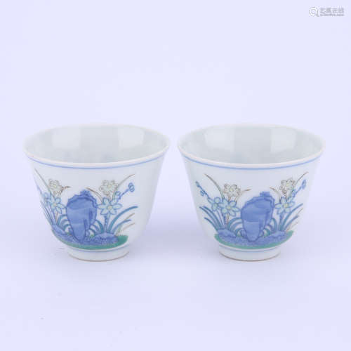 A Pair of Doucai Glaze Flower An Stone Cups