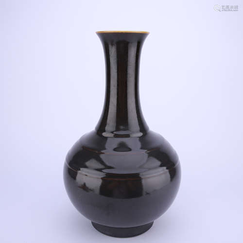 A Black Glaze Tianqiuping