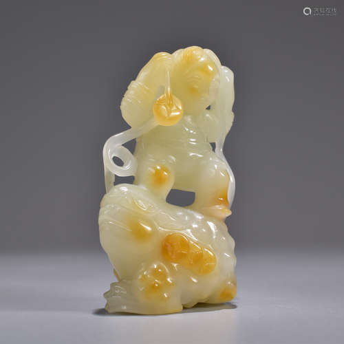 A Carved Hetian Jade Liuhai and His Toad Ornament