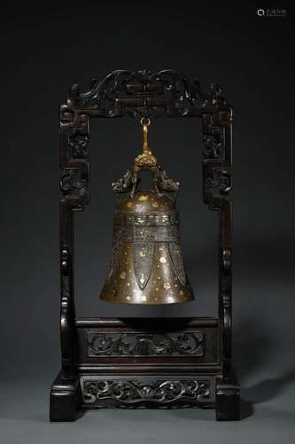 Qing QianLong, A Bronze Bell