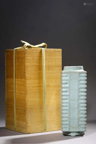 Song Dynasty, A Longquan Kiln Style Vase