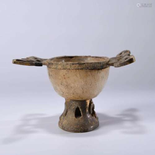Han Dynasty: Crystal copper-inlaid gilt double-ear cup