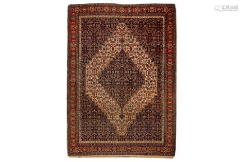 A FINE ANTIQUE SENNEH RUG, WEST PERSIA