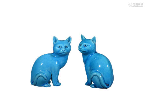 19世纪 孔雀蓝釉猫（一对）