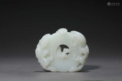 A Carved White Dragon and Cloud Disc Bi