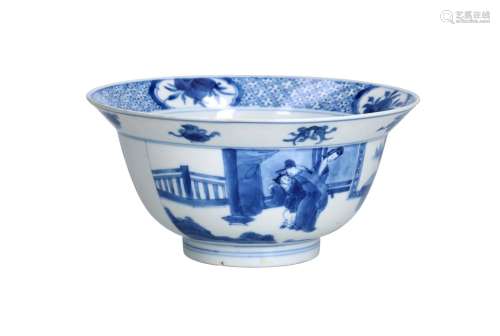 A blue and white porcelain 'klapmuts' bowl, decora...