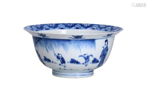 A blue and white porcelain 'klapmuts' bowl, decora...