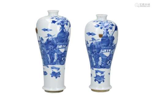 A pair of blue and white porcelain Meiping vases, decorated ...