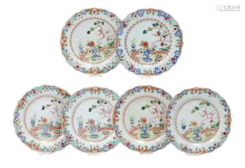 A set of famille rose porcelain dishes with scalloped rim, d...