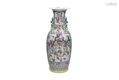 A famille rose porcelain vase, decorated with flowers and re...