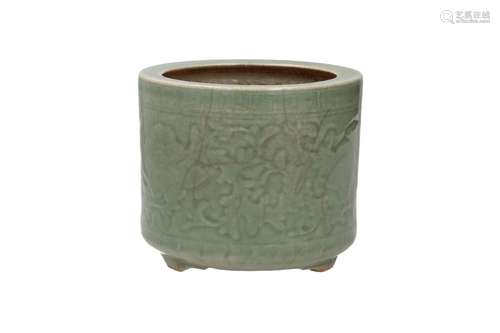 A celadon cachepot. Unmarked. China, 18th century. H. 16 cm....