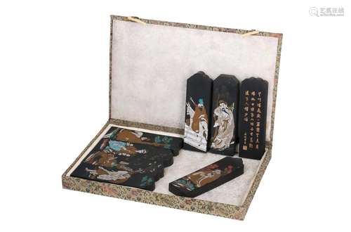 A box with eight ink sticks, decorated with the eight immort...