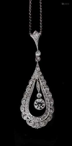 AN EDWARDIAN DIAMOND PENDANT